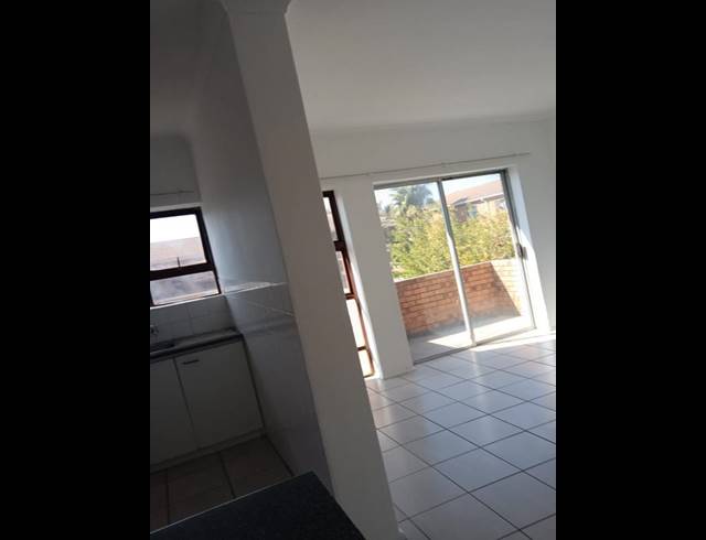 1 BEDROOM PROPERTY TO RENT IN WINDSOR PARK